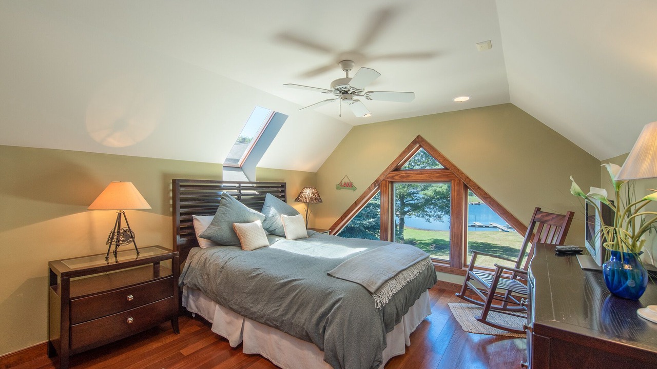 Photo of Bedroom in Waterfront Greens