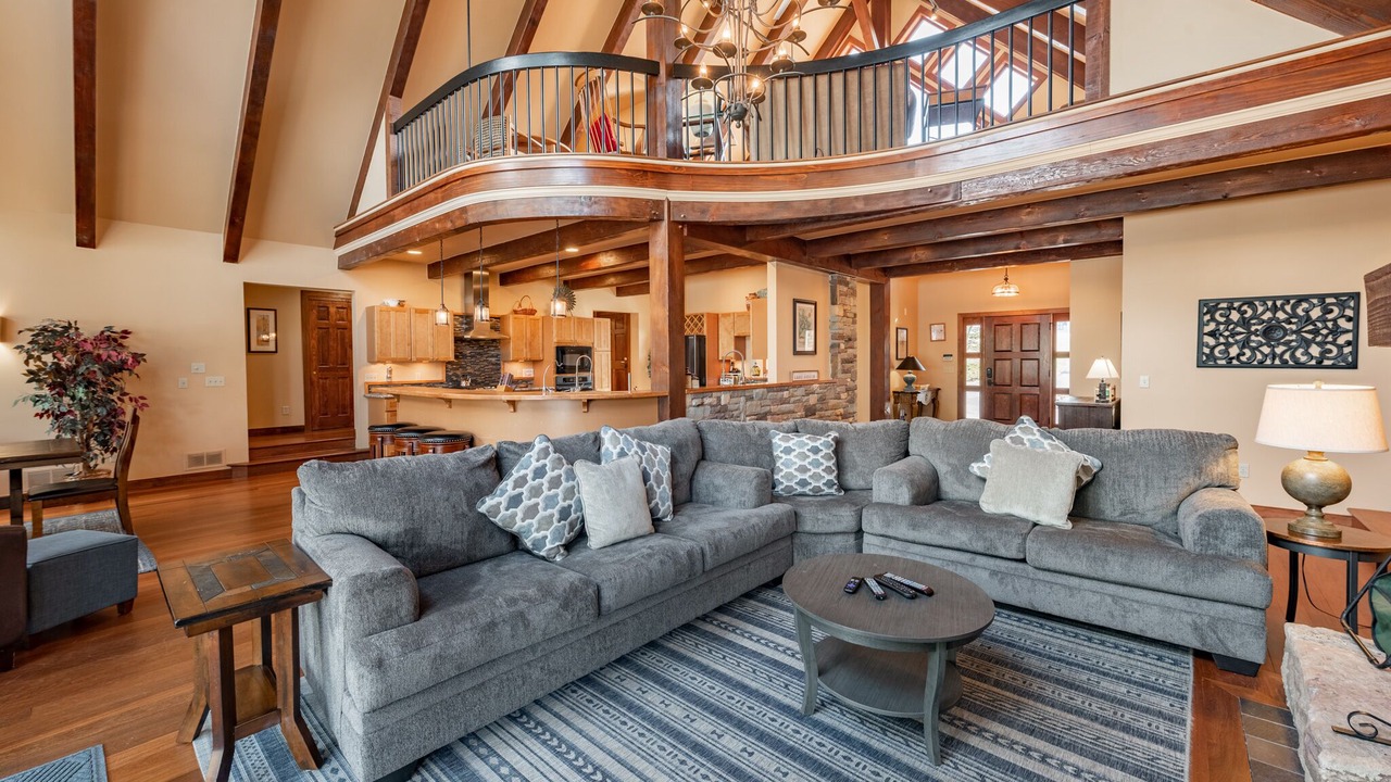 Photo of Livingroom in Waterfront Greens