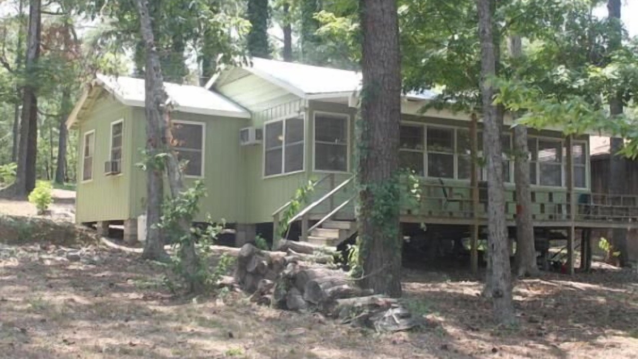 Photo of Outdoor in Broaddus