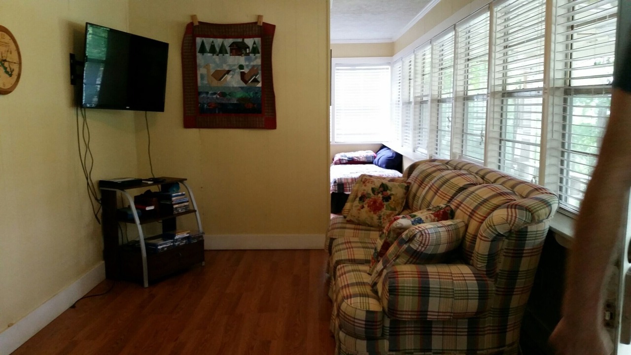 Photo of Bedroom in Broaddus