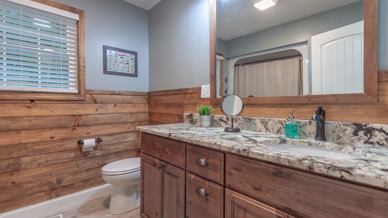Photo of Bathroom in Caryville
