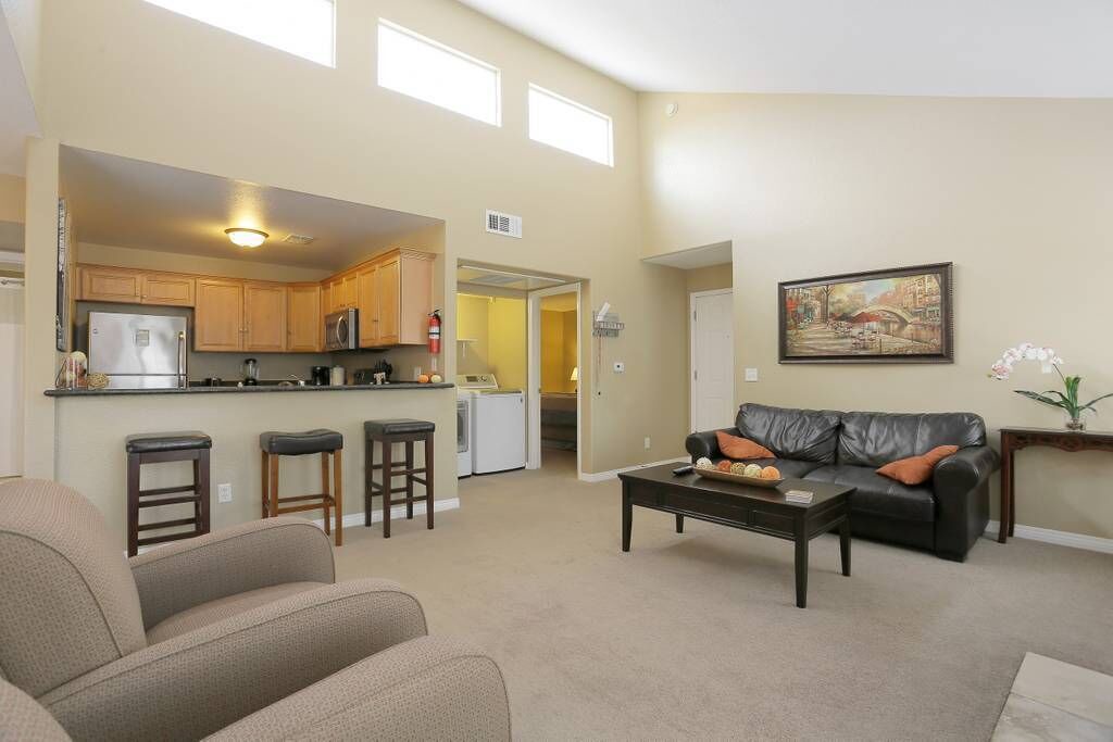 Photo of Livingroom in Spring Valley