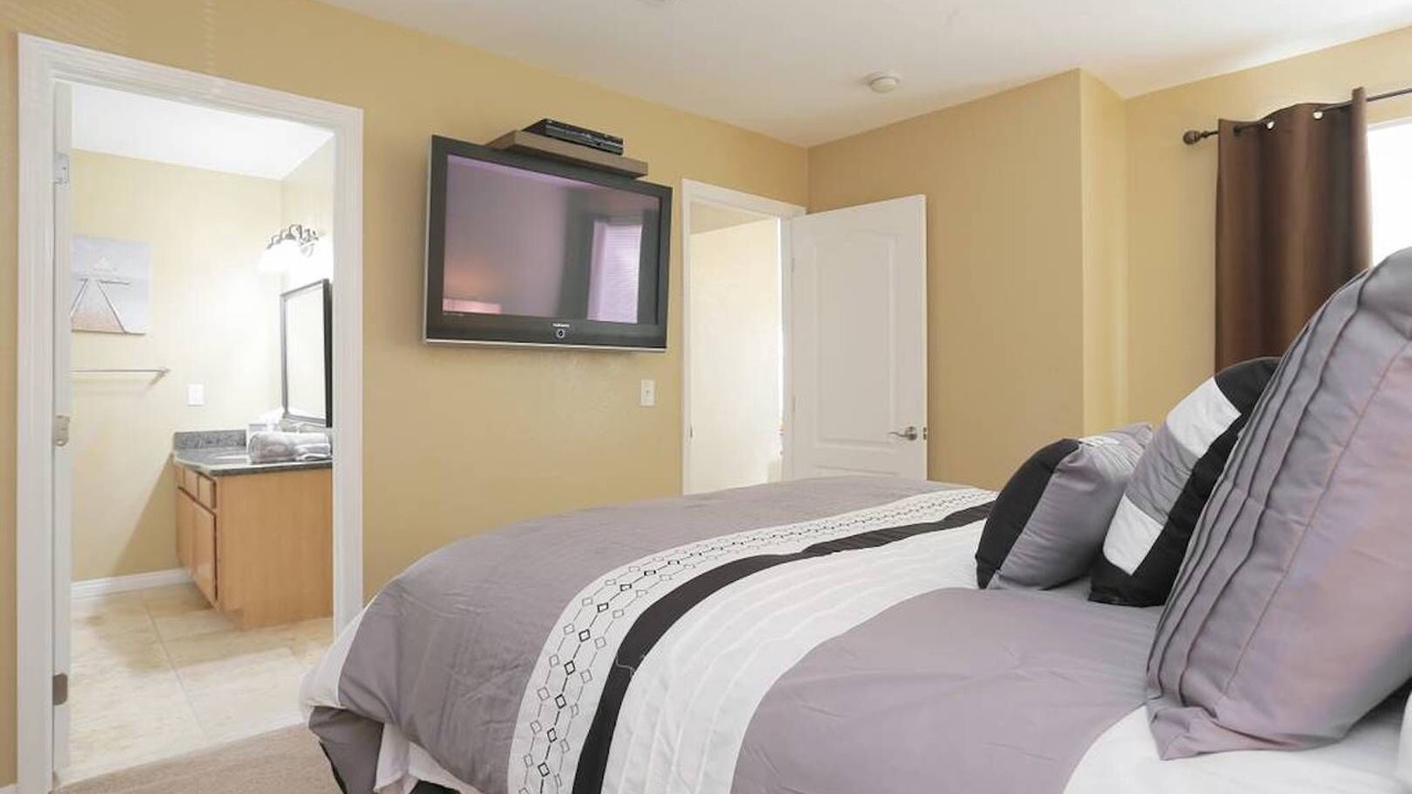 Photo of Others in Spring Valley