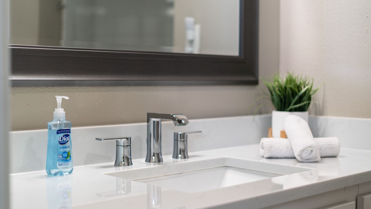 Photo of Bathroom in Canyon Lake