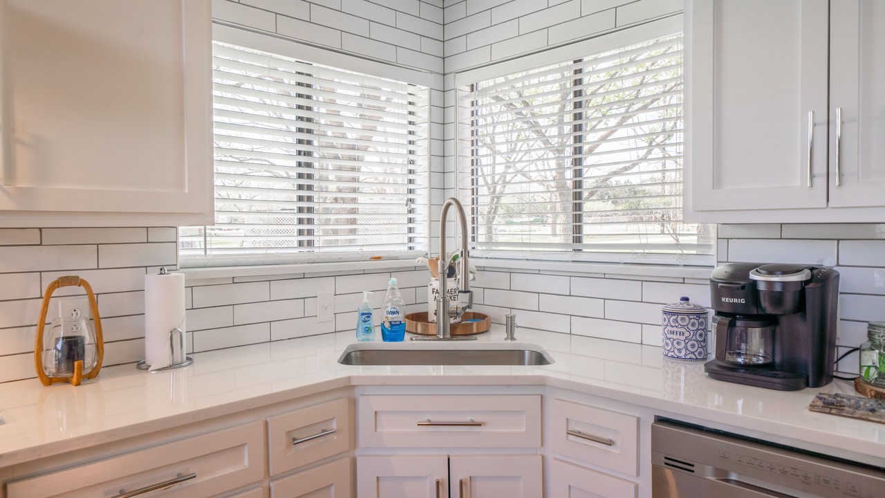 Photo of Kitchen in Canyon Lake