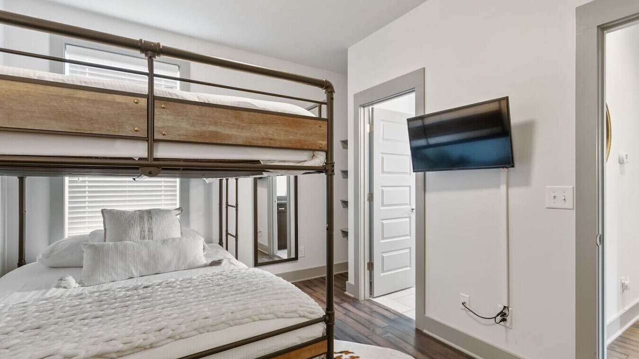 Photo of Bedroom in Edgehill