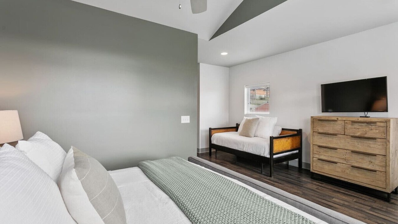 Photo of Bedroom in Edgehill