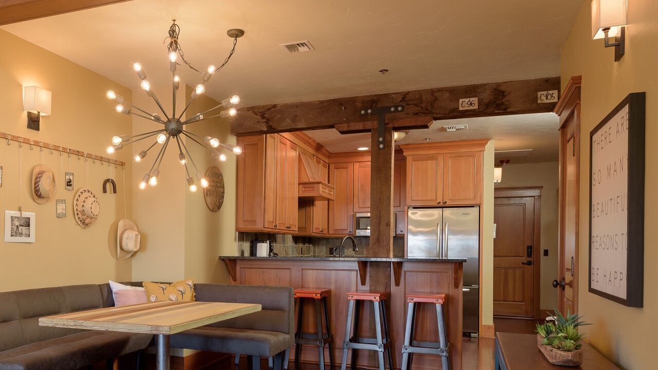 Photo of Others in Astoria