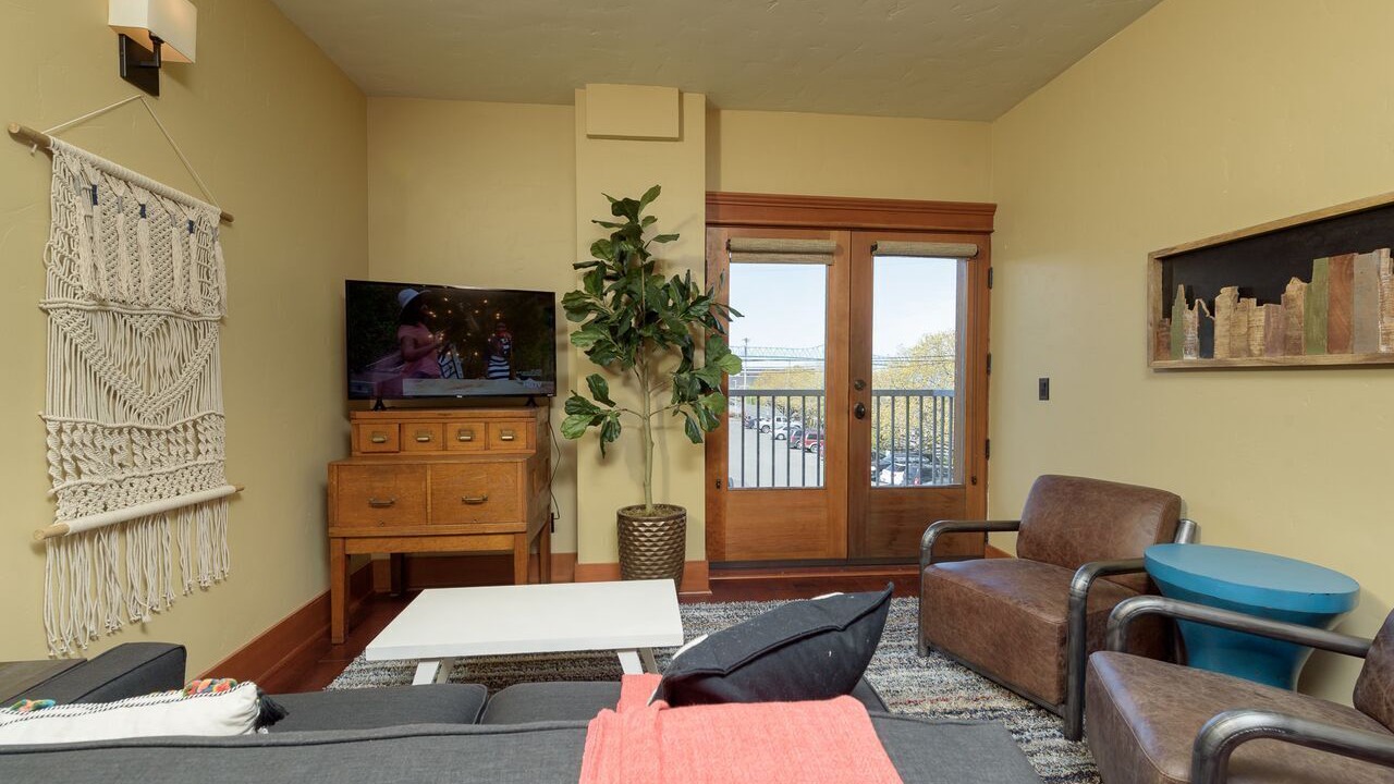 Photo of Livingroom in Astoria