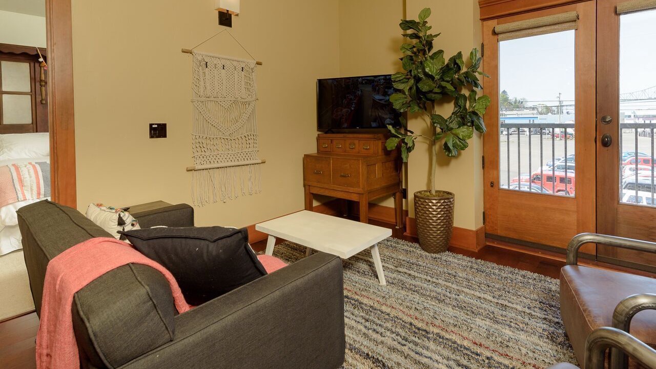 Photo of Livingroom in Astoria