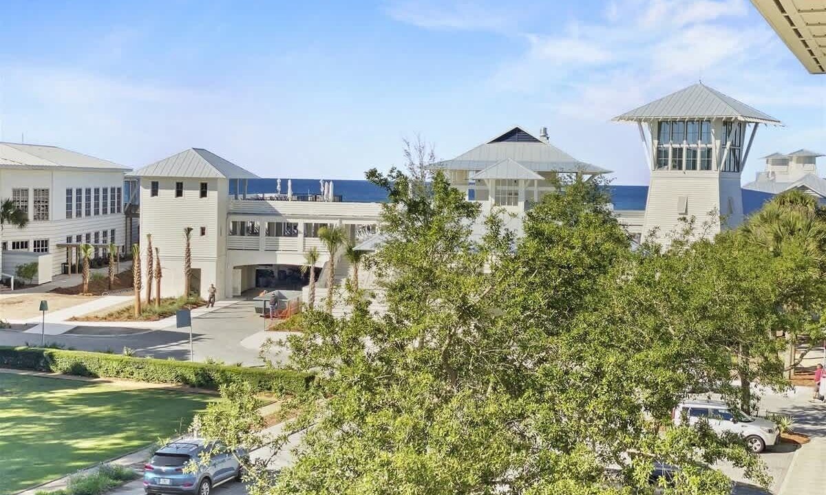 Photo of Patio Balcony in Beach District