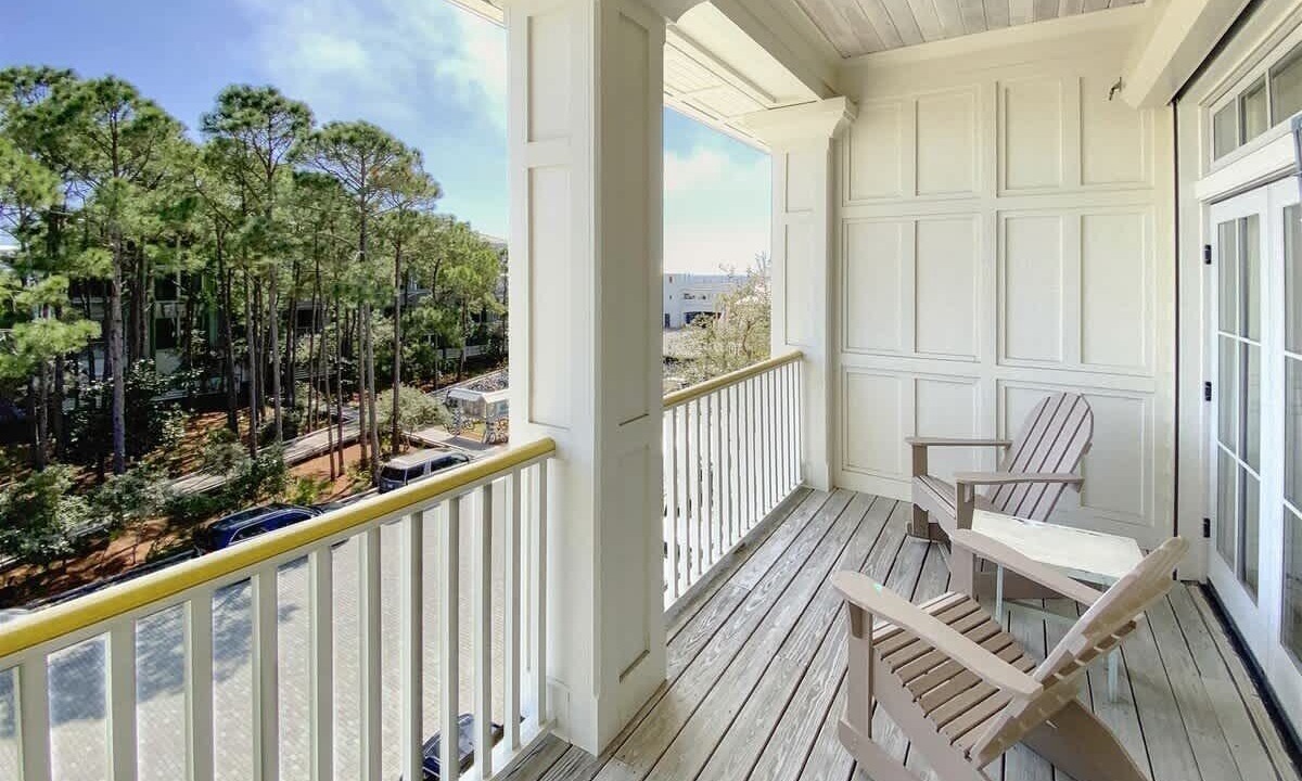 Photo of Patio Balcony in Beach District