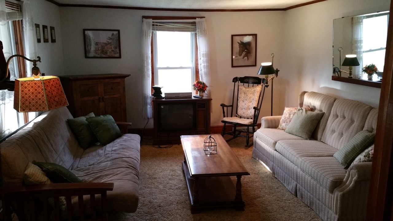 Photo of Livingroom in Mouth of Wilson