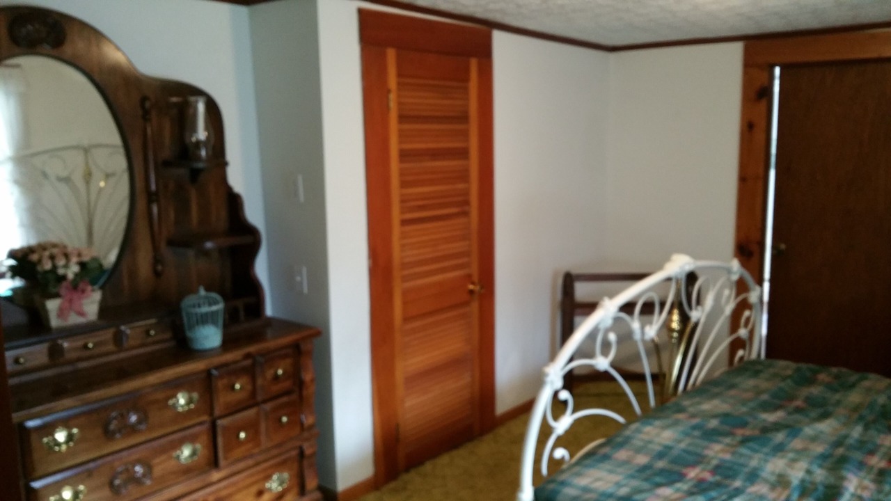Photo of Bedroom in Mouth of Wilson
