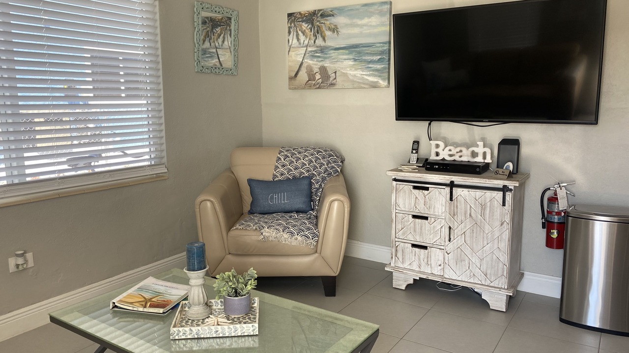 Photo of Livingroom in Marathon