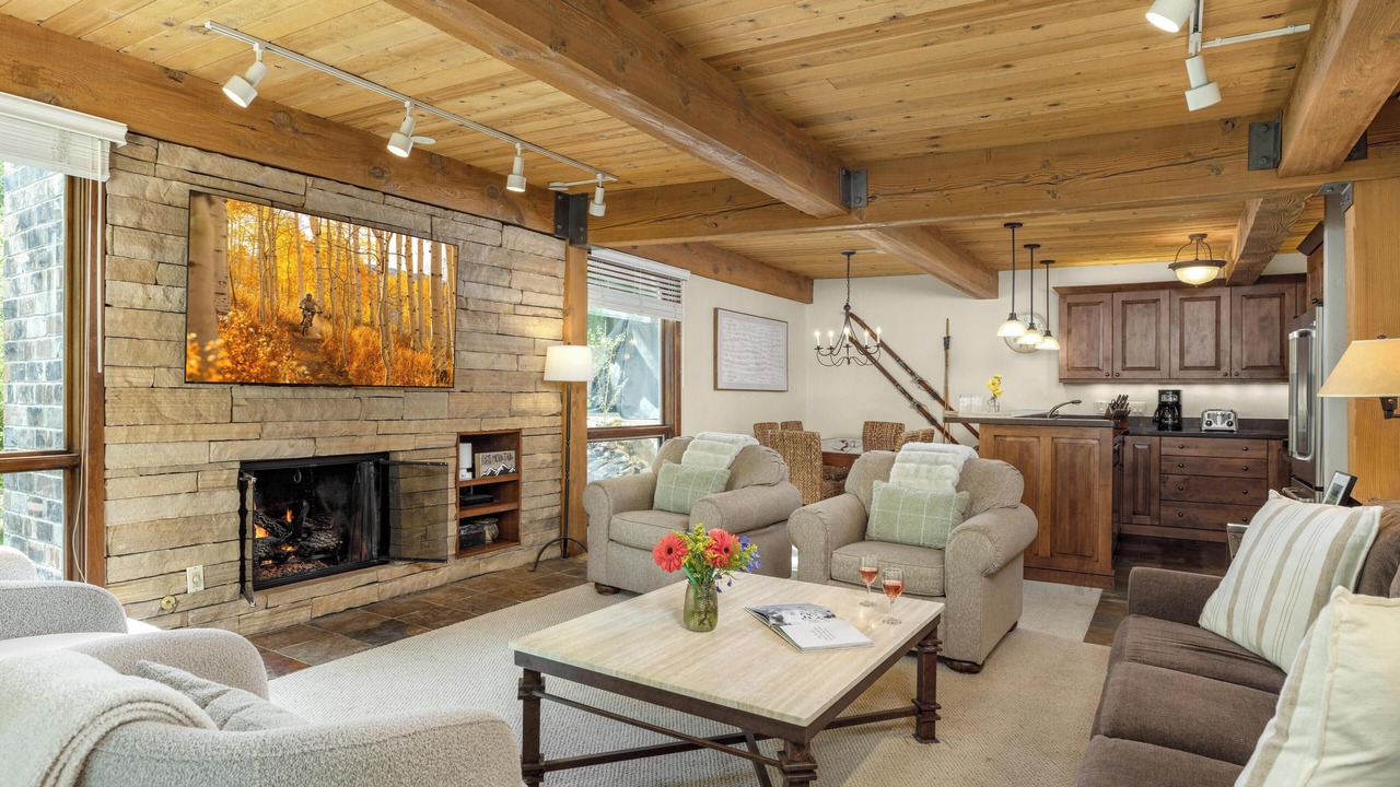 Photo of Livingroom in Snowmass Village