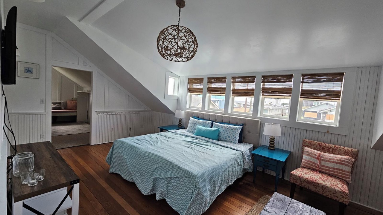 Photo of Bedroom in Pacific Beach