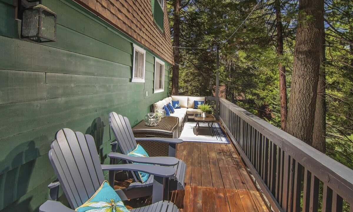 Photo of Outdoor in Lake Arrowhead