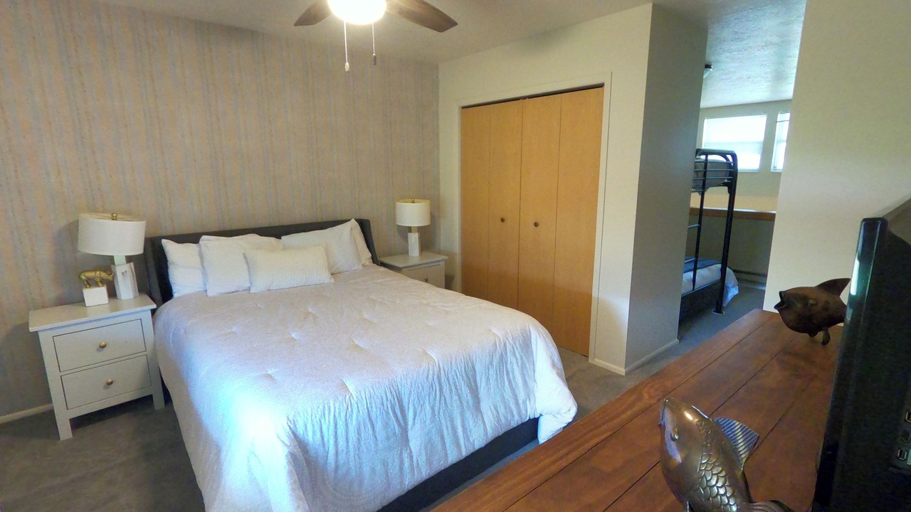 Photo of Bedroom in Eden
