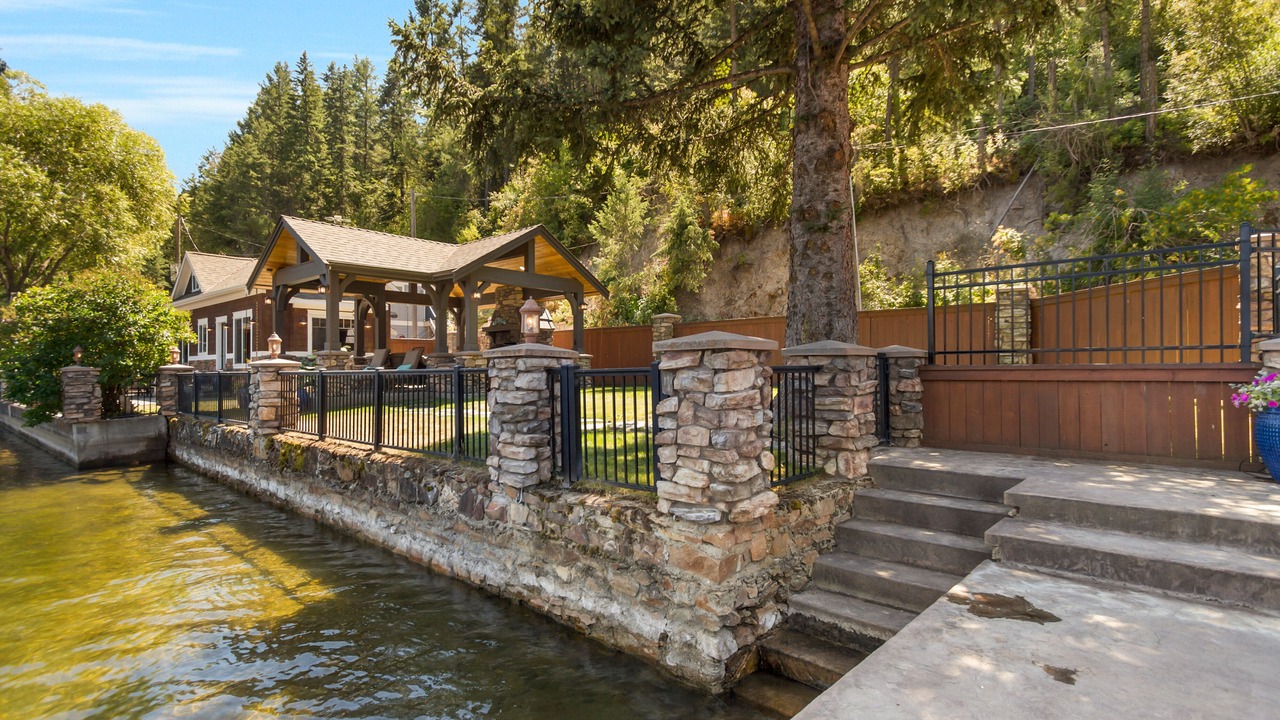 Photo of Outdoor in Loon Lake