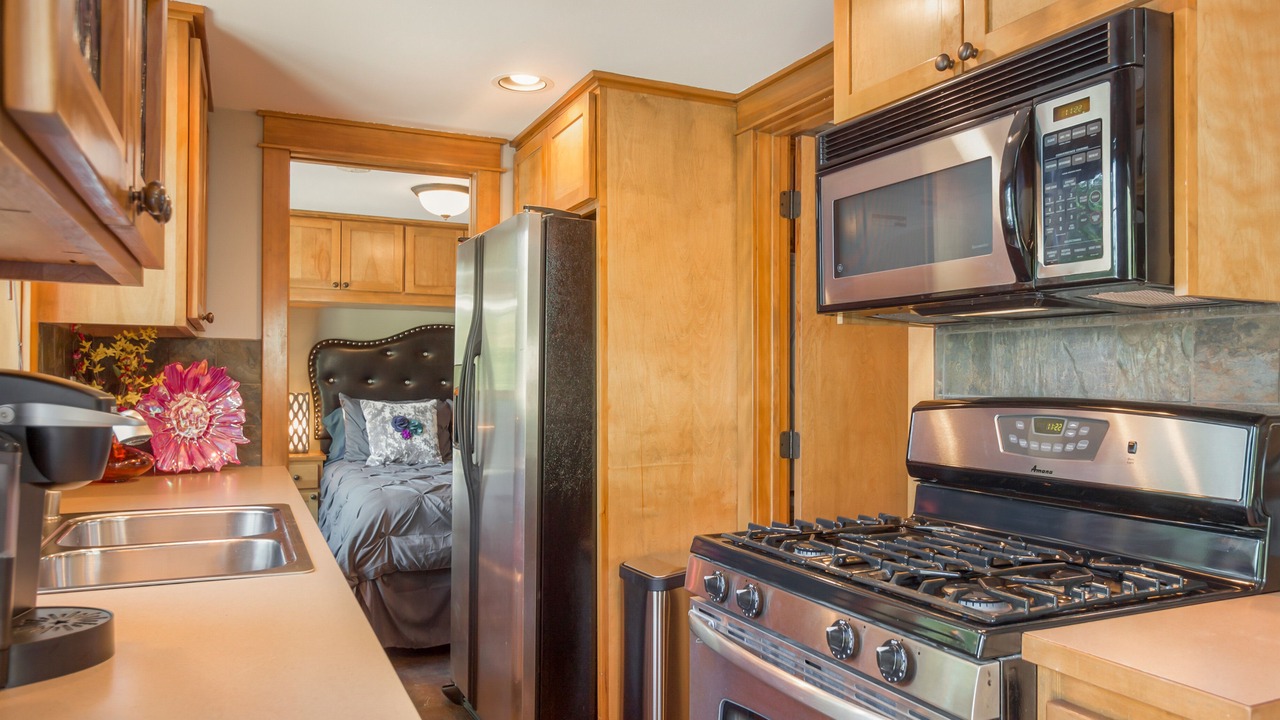 Photo of Kitchen in Loon Lake