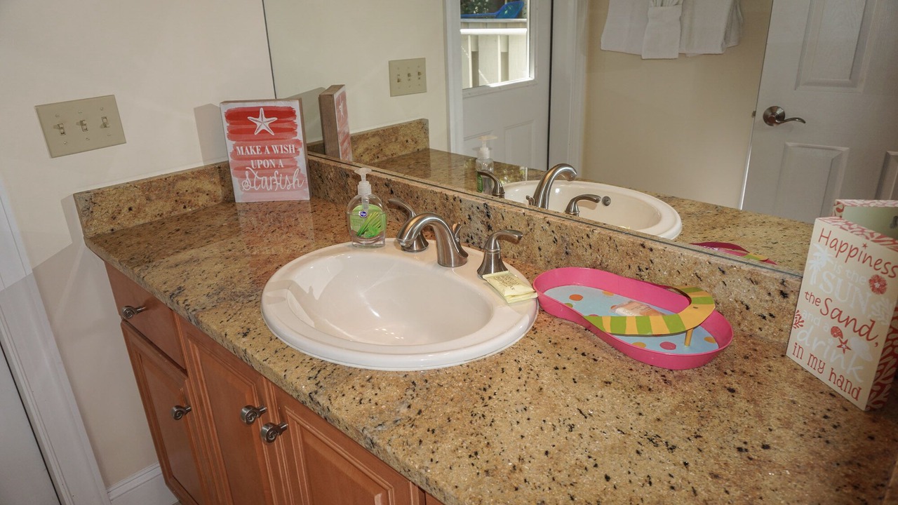 Photo of Bathroom in Palmetto Dunes