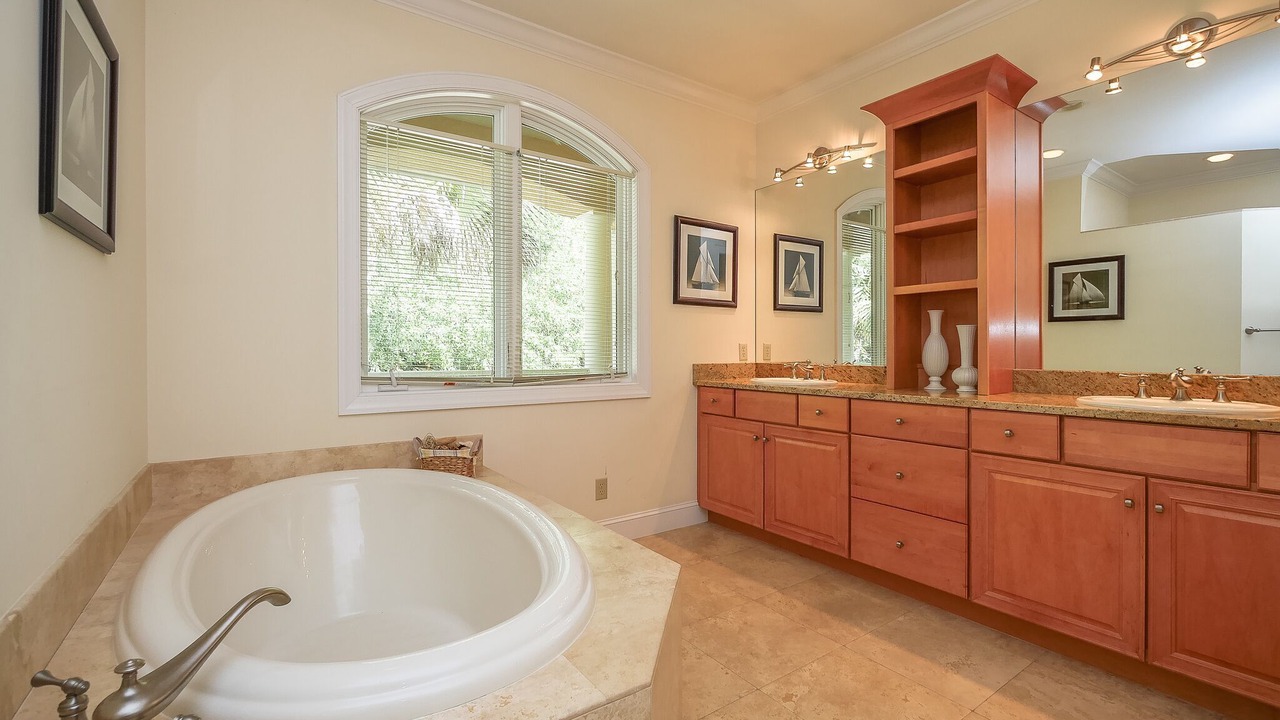 Photo of Bathroom in Palmetto Dunes