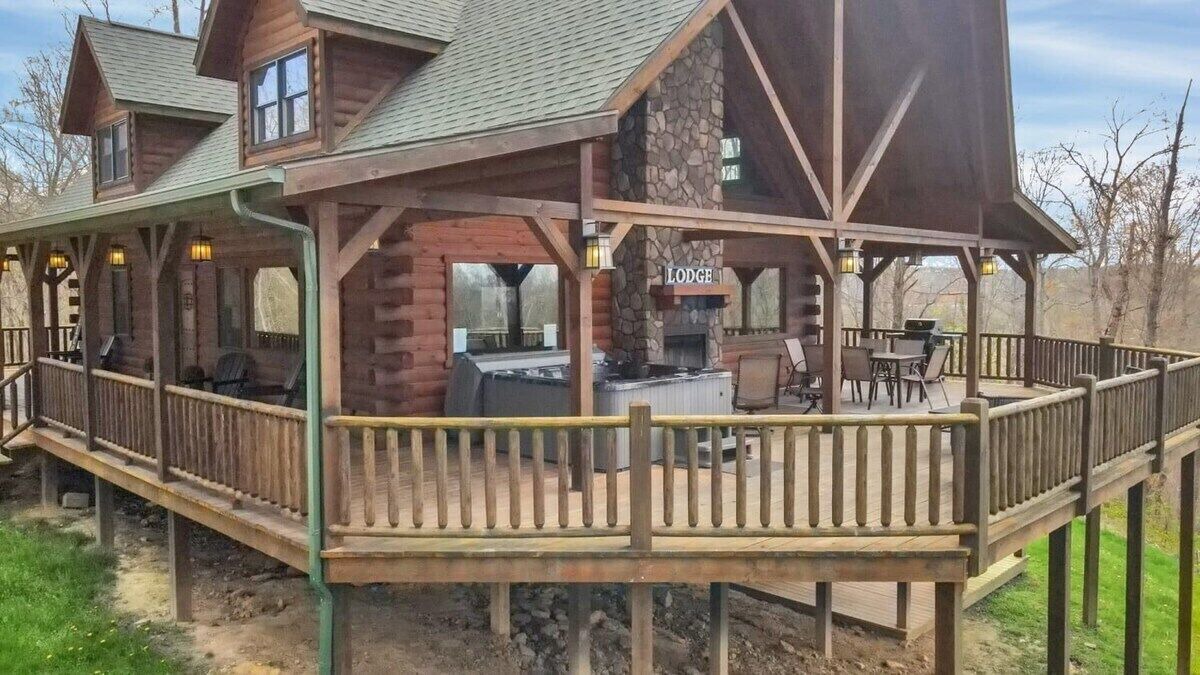 Photo of Outdoor in Sugar Grove