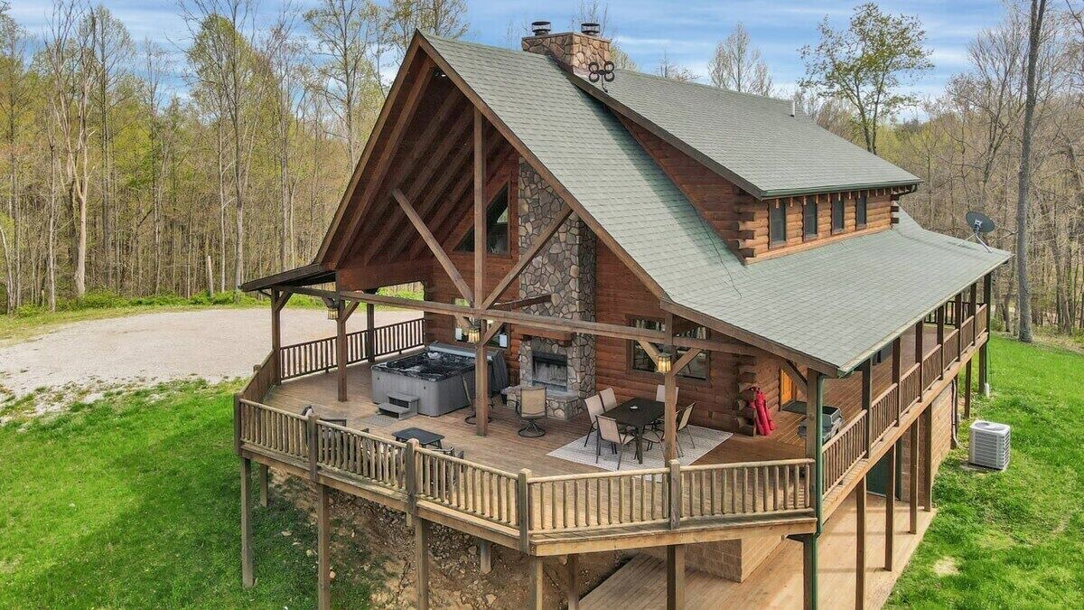 Photo of Outdoor in Sugar Grove