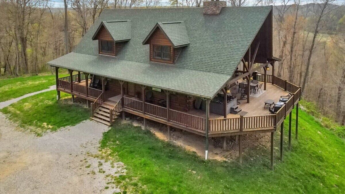 Photo of Outdoor in Sugar Grove