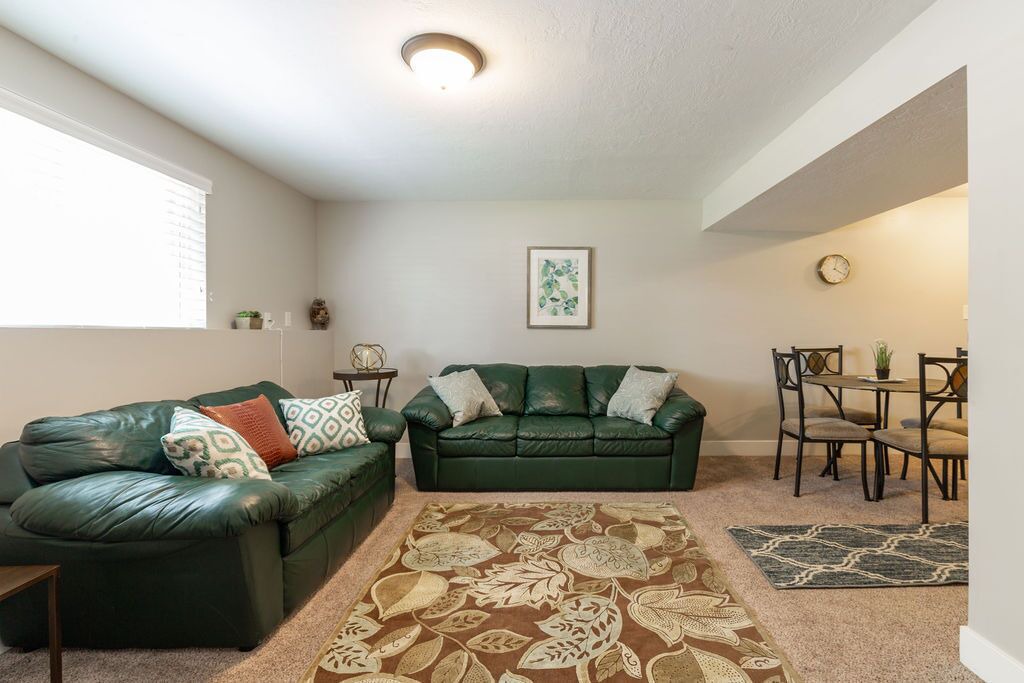 Photo of Livingroom in West Jordan