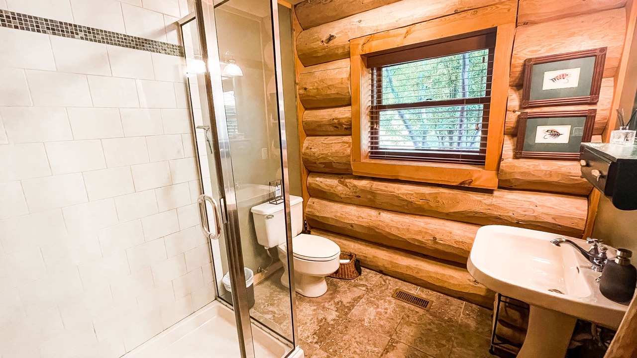 Photo of Bathroom in Mid America