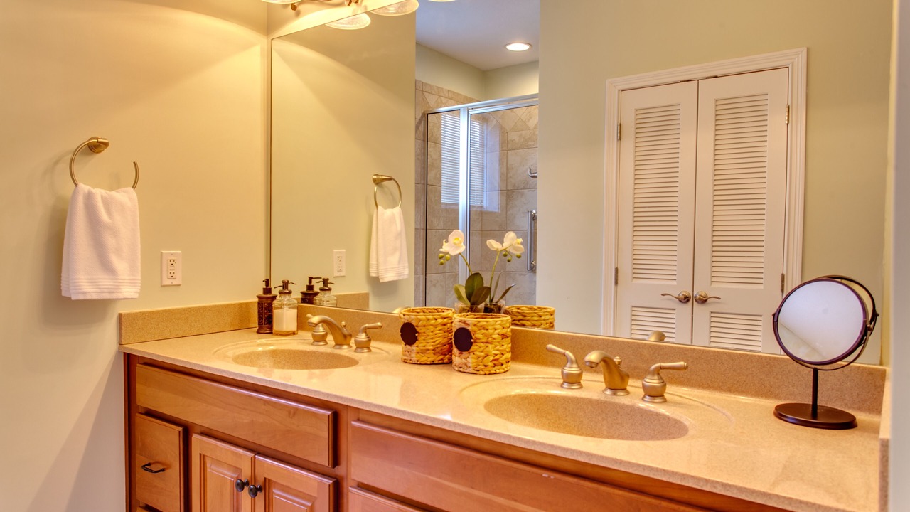 Photo of Bathroom in Andersonville