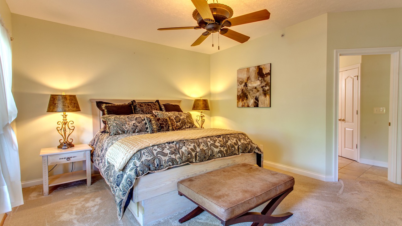 Photo of Bedroom in Andersonville