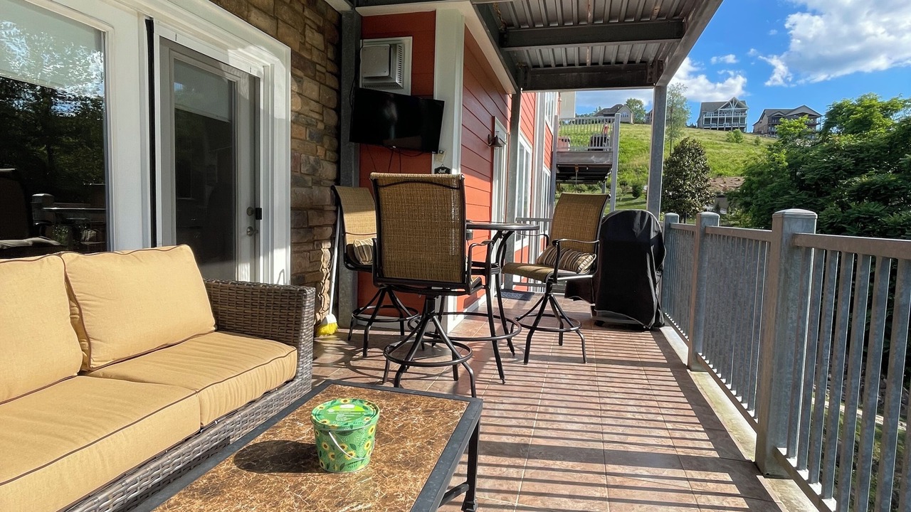 Photo of Outdoor in Andersonville