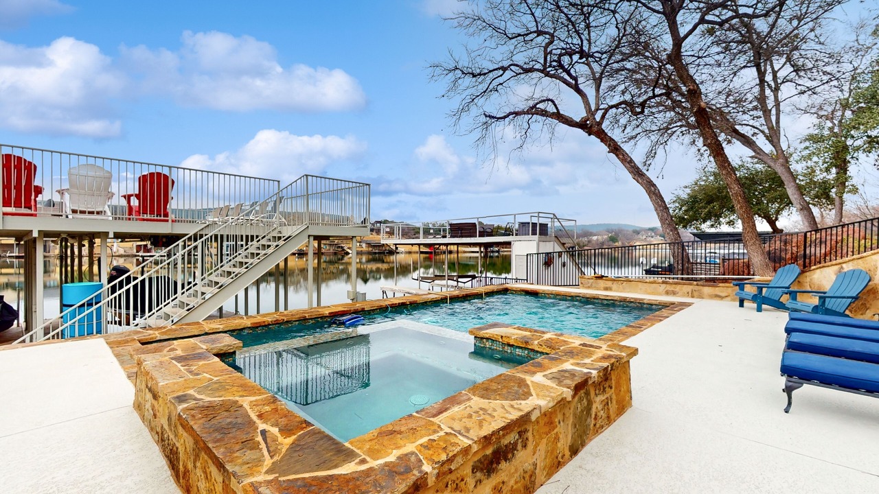 Photo of Outdoor in Burnet