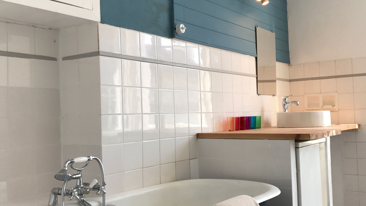 Photo of Bathroom in Esquibien