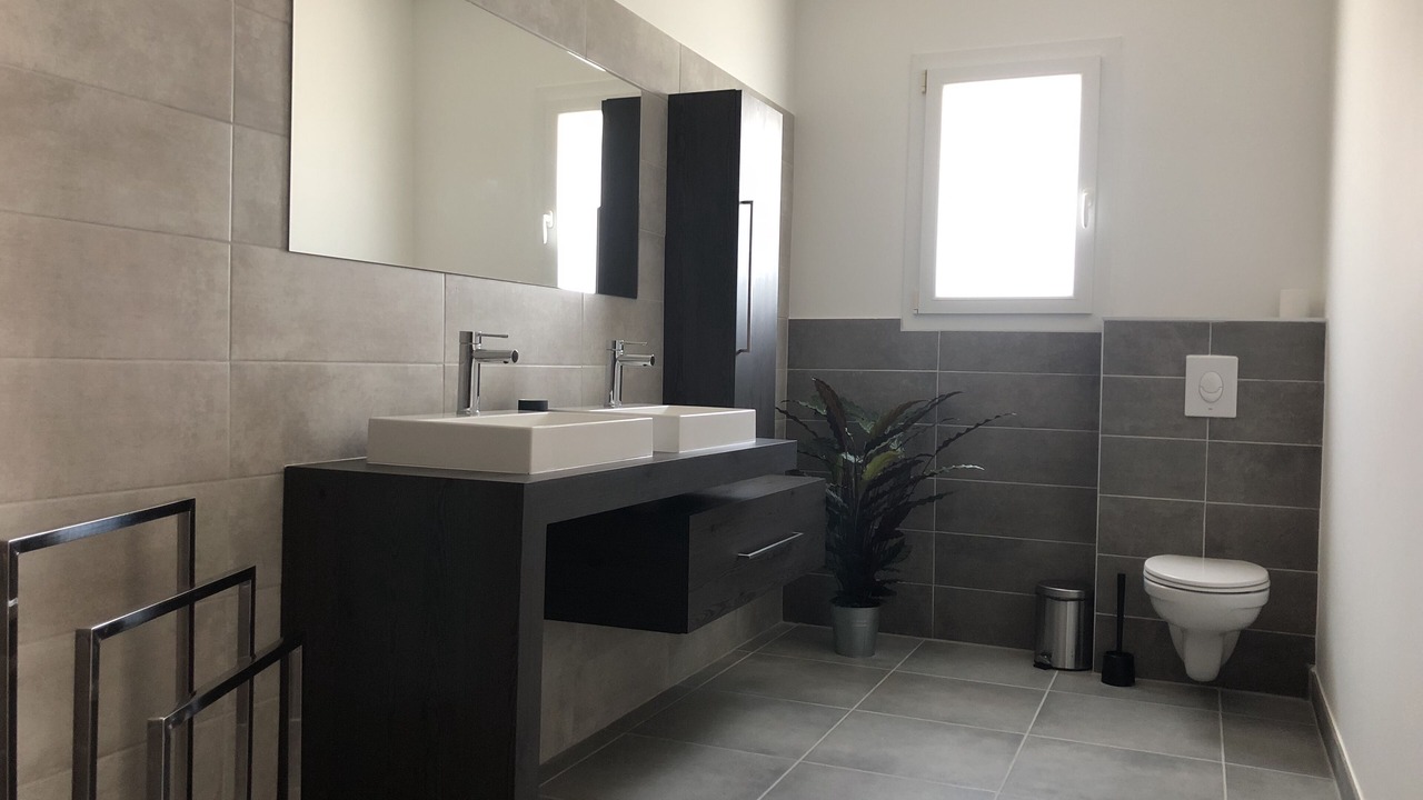Photo of Bathroom in Bedarrides