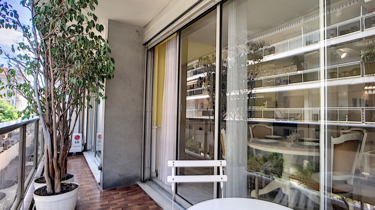 Photo of Outdoor in Musicians Quarter