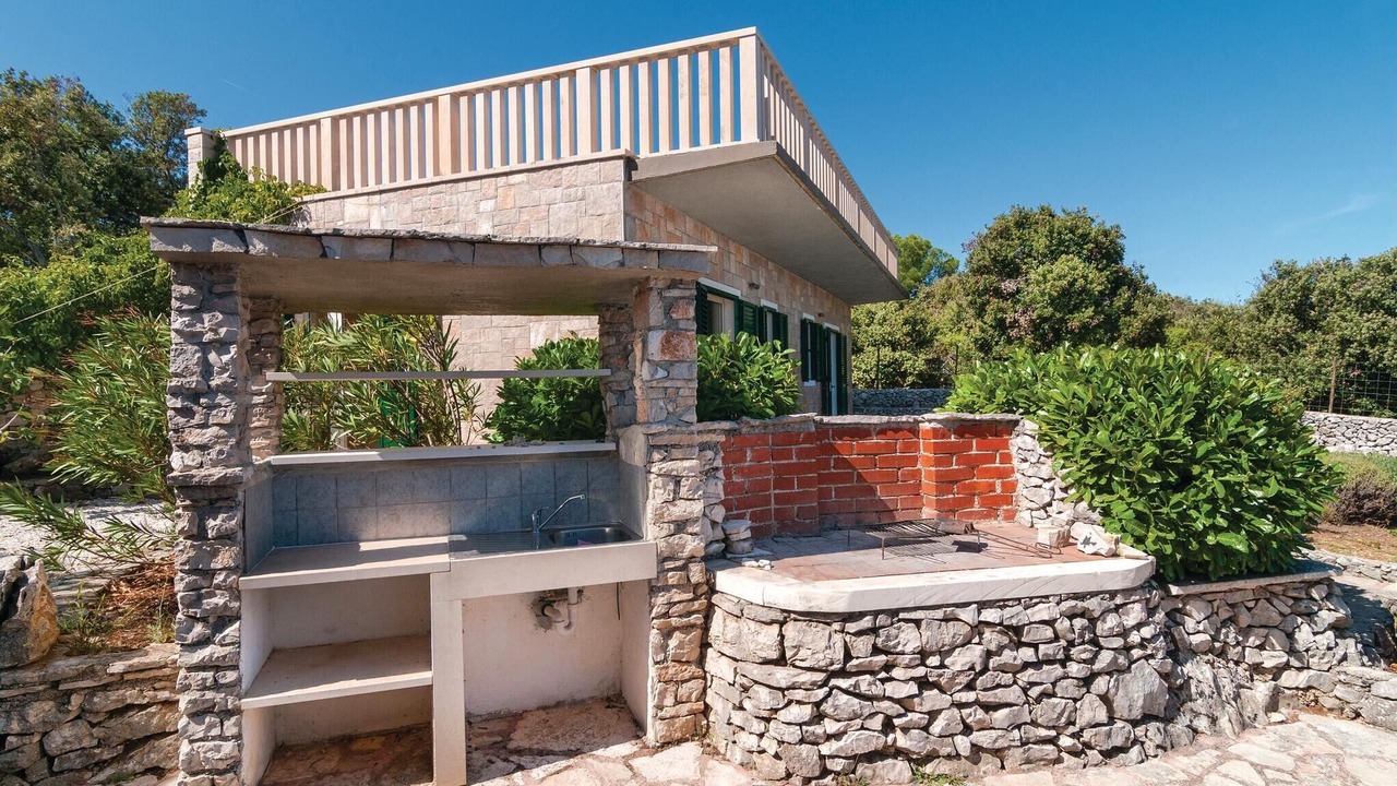 Photo of Patio Balcony in Praznica