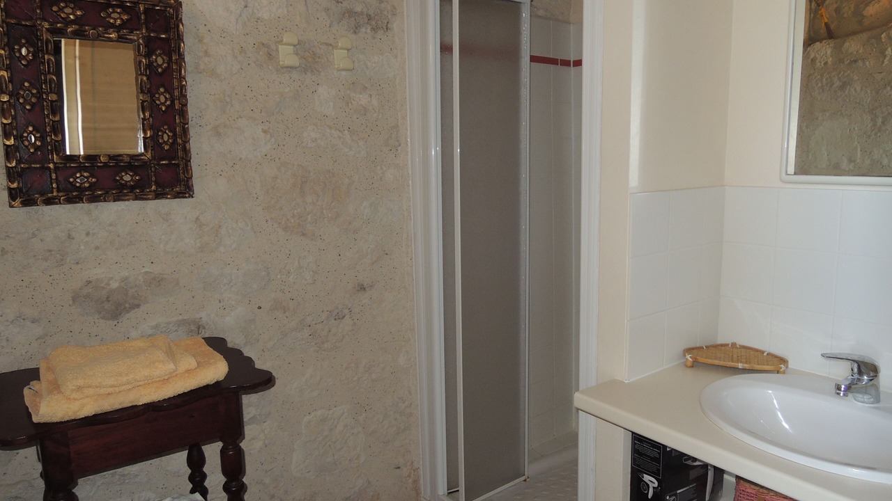 Photo of Bathroom in Monjoi
