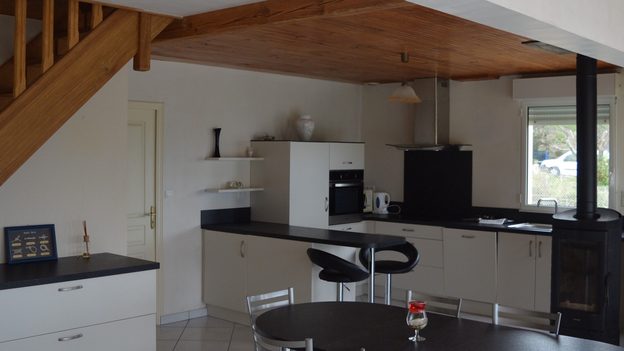Photo of Kitchen in Saint-Michel-en-Greve