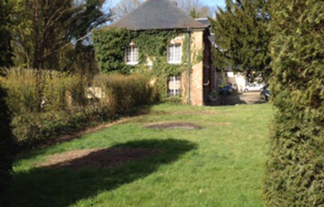 Photo of Outdoor in Mauny