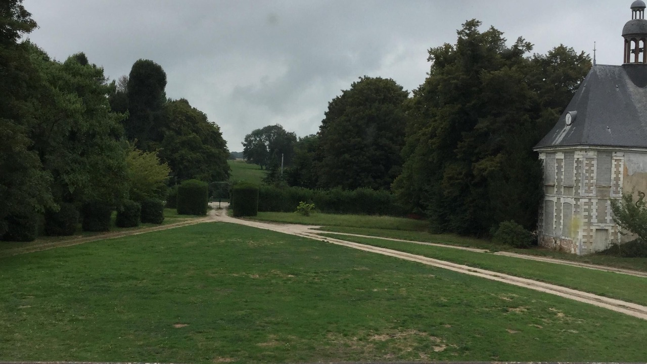 Photo of Outdoor in Mauny