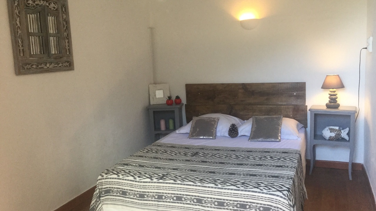 Photo of Bedroom in Castello-di-Rostino