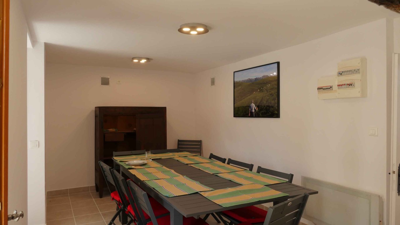 Photo of Others in Taulis