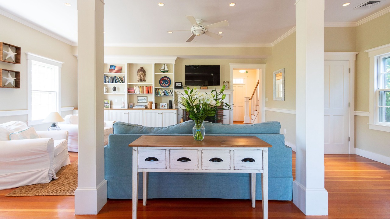 Photo of Livingroom in Nantucket Town