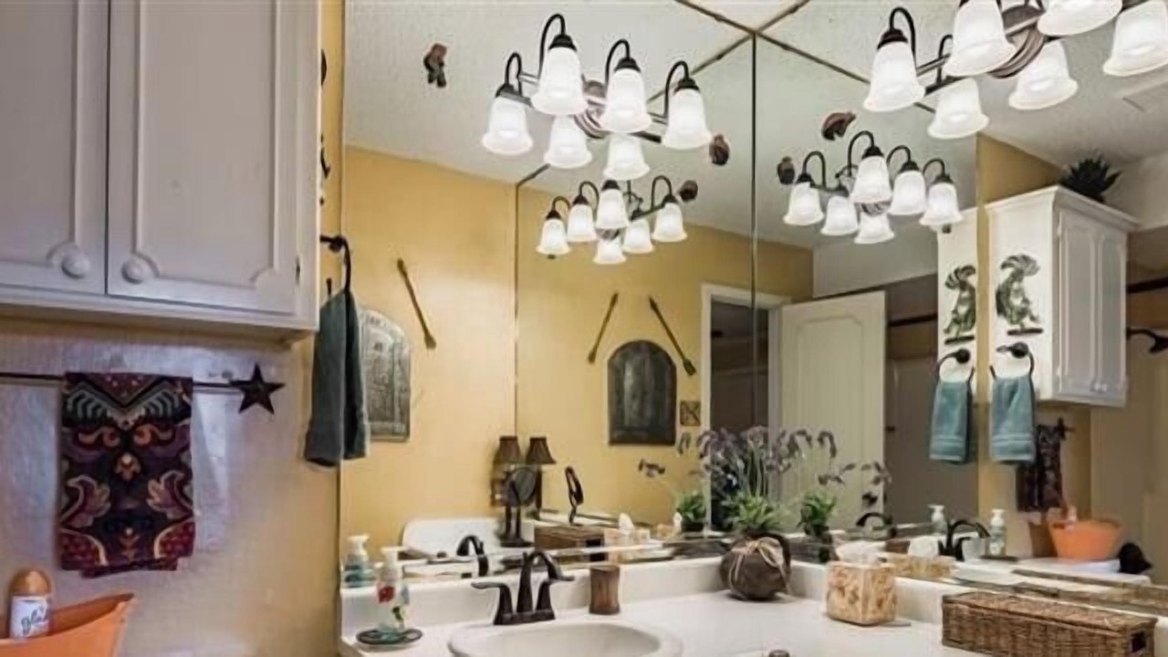 Photo of Bathroom in Ruidoso