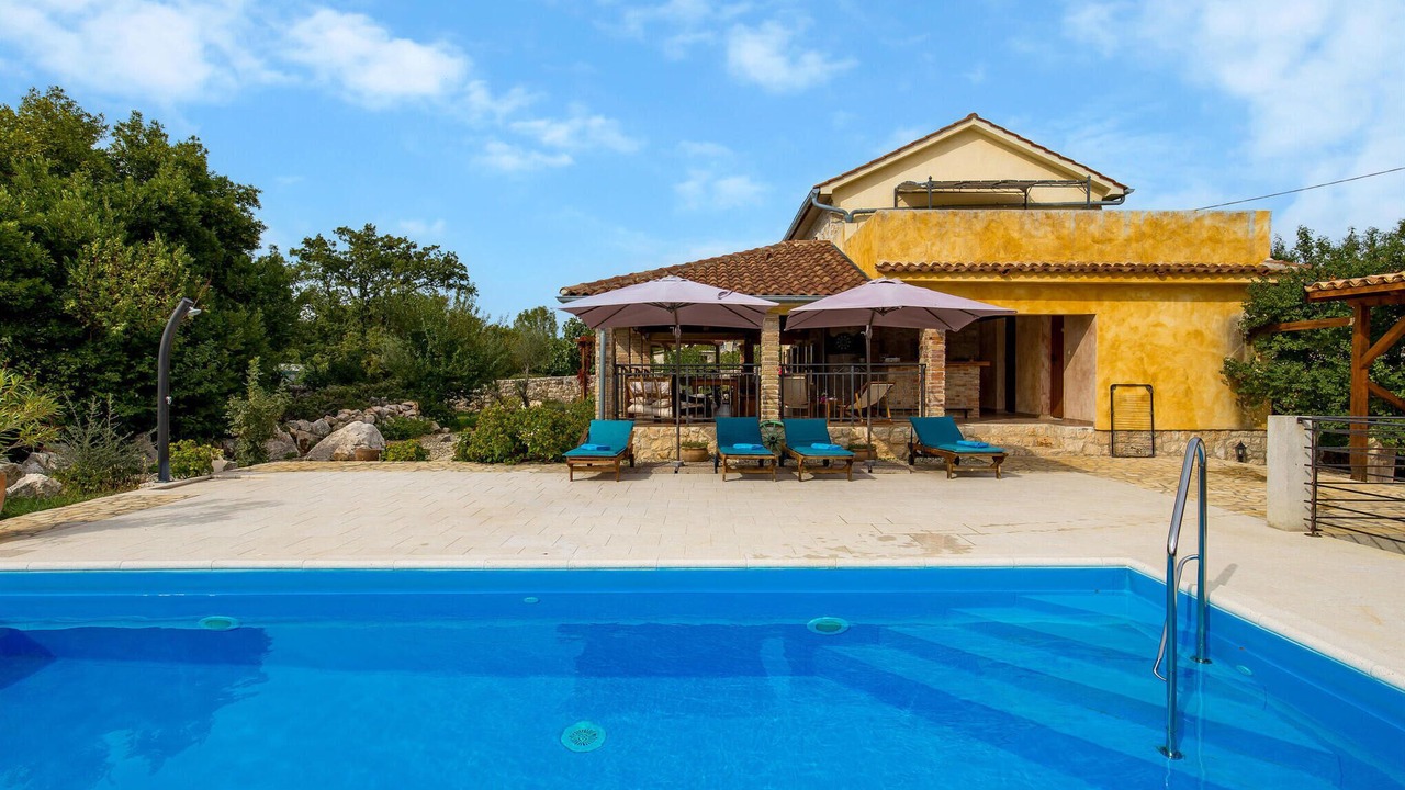 Photo of Outdoor in Kras