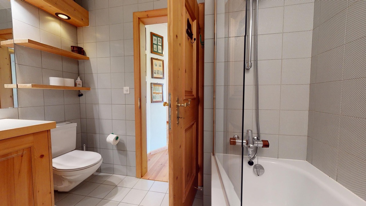 Photo of Bathroom in Champfer